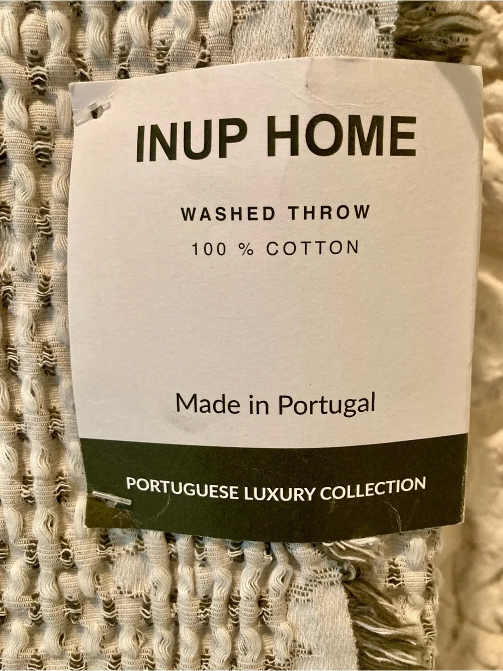 NWT INUP home brand washed throw crafted from 100% cotton with waffle weave